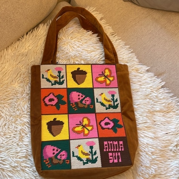 Anna Sui Brown Floral Patchwork Tote Bag - Picture 6 of 7